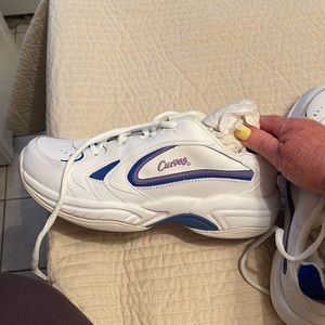 Curves Women’s Sneakers Size 9 cross trainer white blue and purple